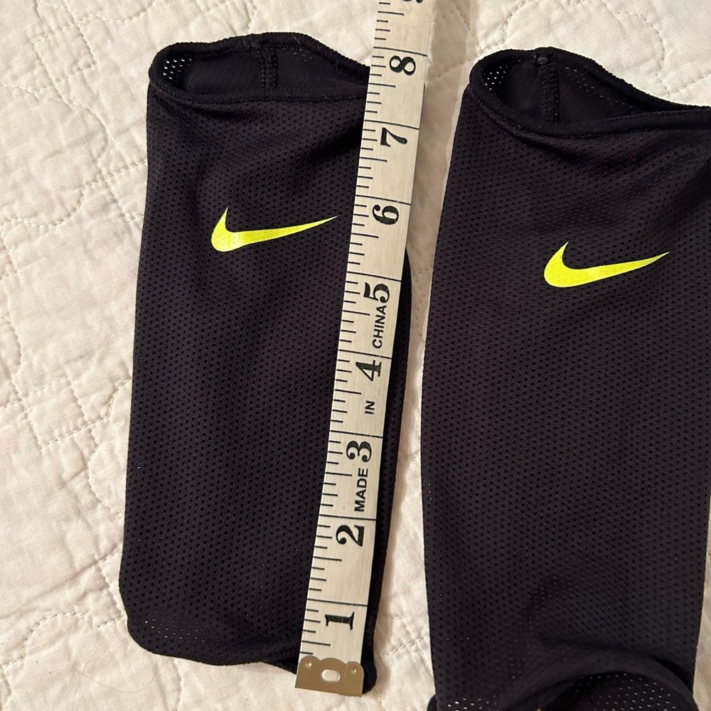 Nike Calf sleeves
